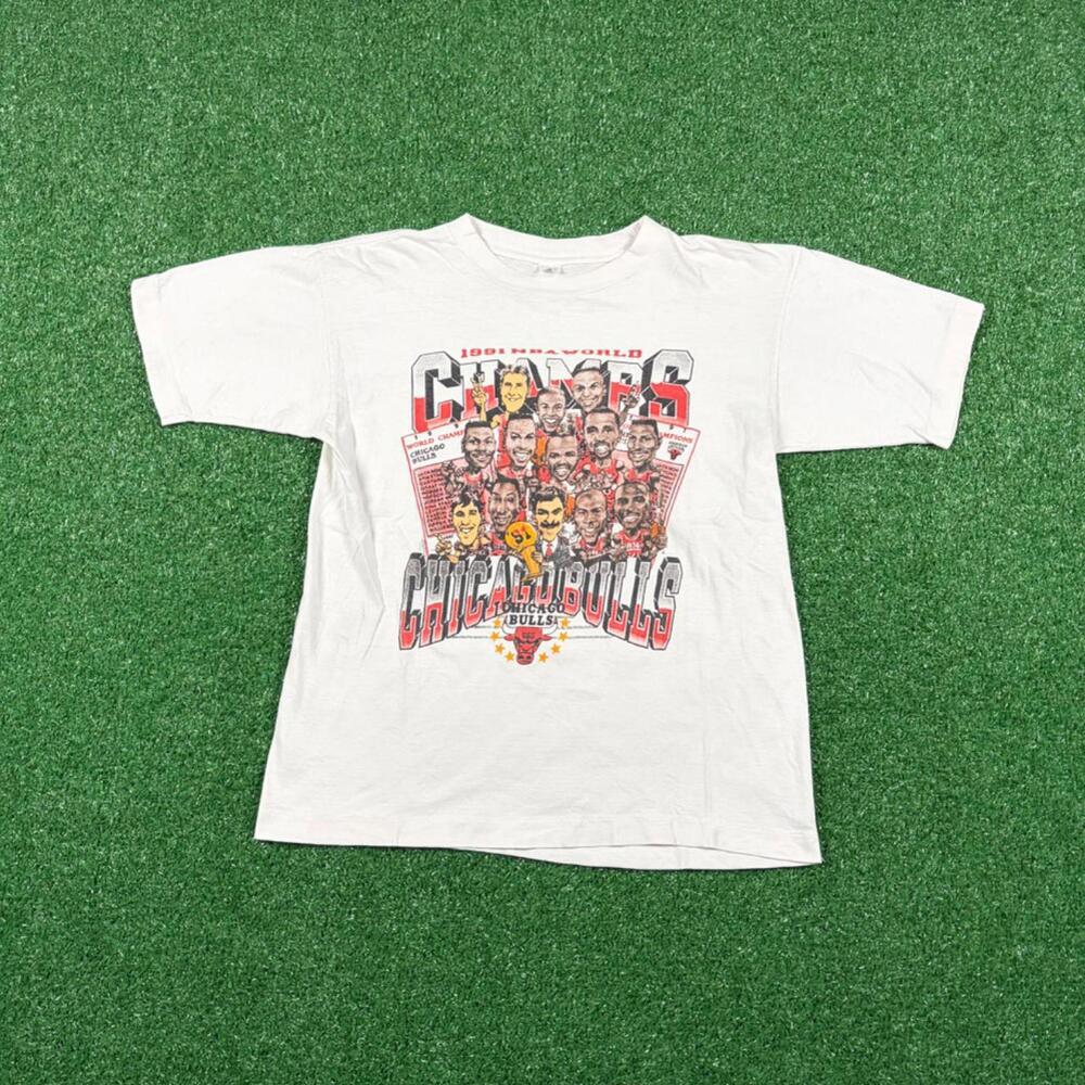 Vintage 1991 RARE Chicago Bulls Championship caricatures bobble head t shirt